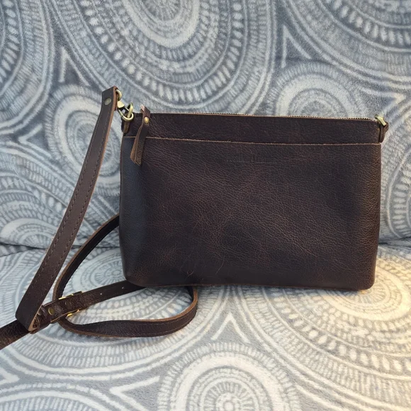 'Amost Perfect' Large Poppy in Coldbrew Portland Leather Goods Crossbody Bag - Picture 2 of 5